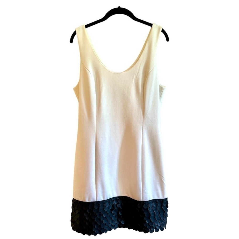 TINLEY ROAD, NWOT, WHITE SLEEVELESS DRESS WITH BLACK PENNEY LEATHER HEM. SIZE L
